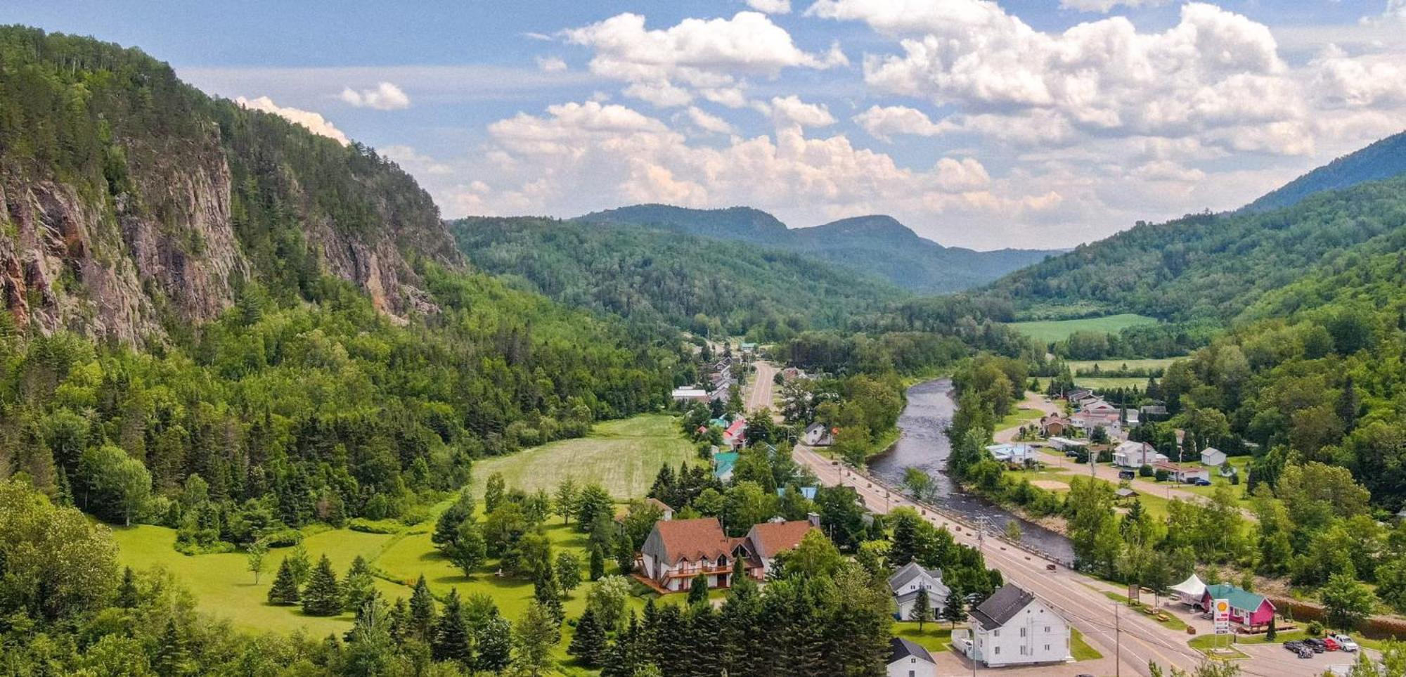 Auberge Du Jardin Petit-Saguenay Exterior photo